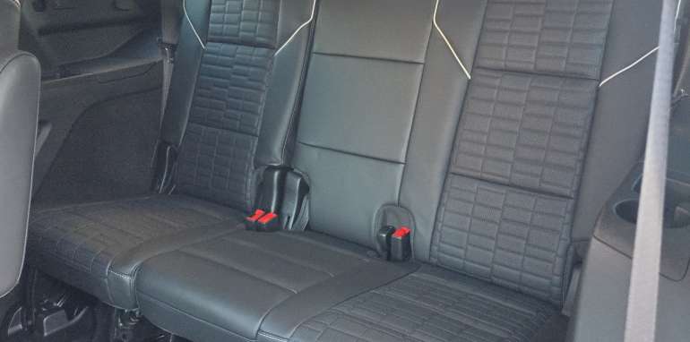 CADILLAC ESCALADE SPORT PLATINUM 2026 noir