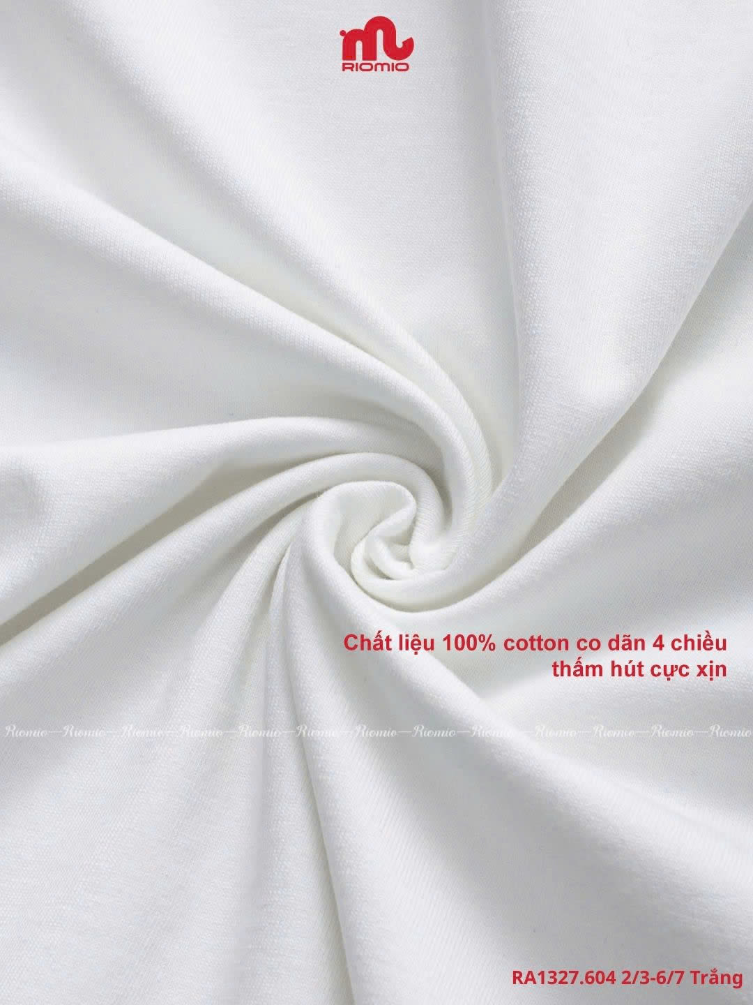 Sử dụng dòng vải cotton tuyển chọn với bề mặt đanh mịn, sờ mướt tay và khả năng thông thoáng, thấm hút mồ hôi nhanh chóng.