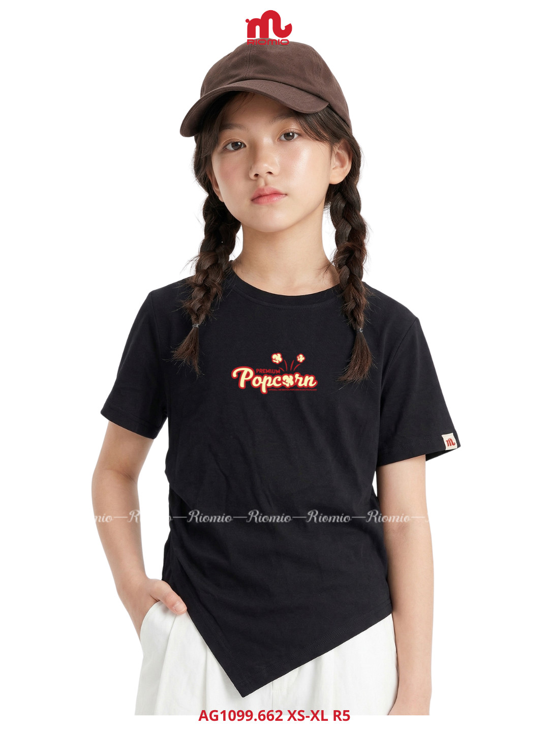 Bề mặt vải cotton hàn lạnh co giãn 4 chiều chính phẩm mịn màng, mang lại cảm giác thoáng mát, thấm hút mồ hôi tốt và giữ phom áo bền bỉ sau nhiều lần giặt.