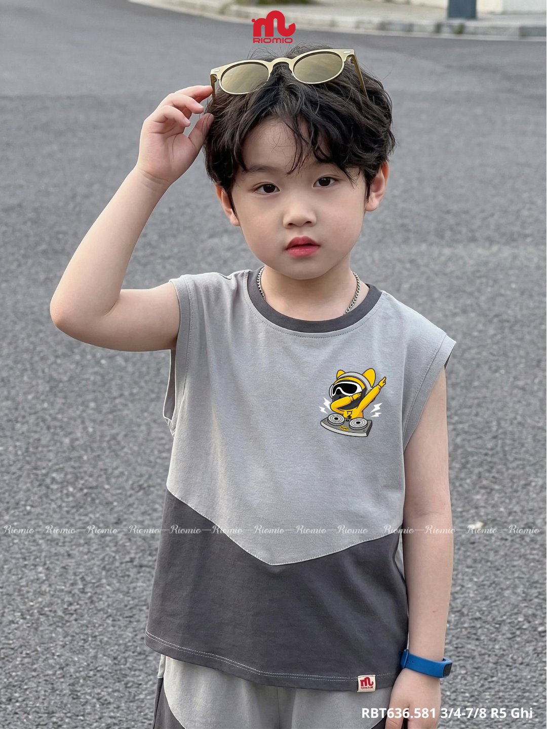 Bộ cotton phối màu thể thao màu ghi bé trai 3–8 tuổi