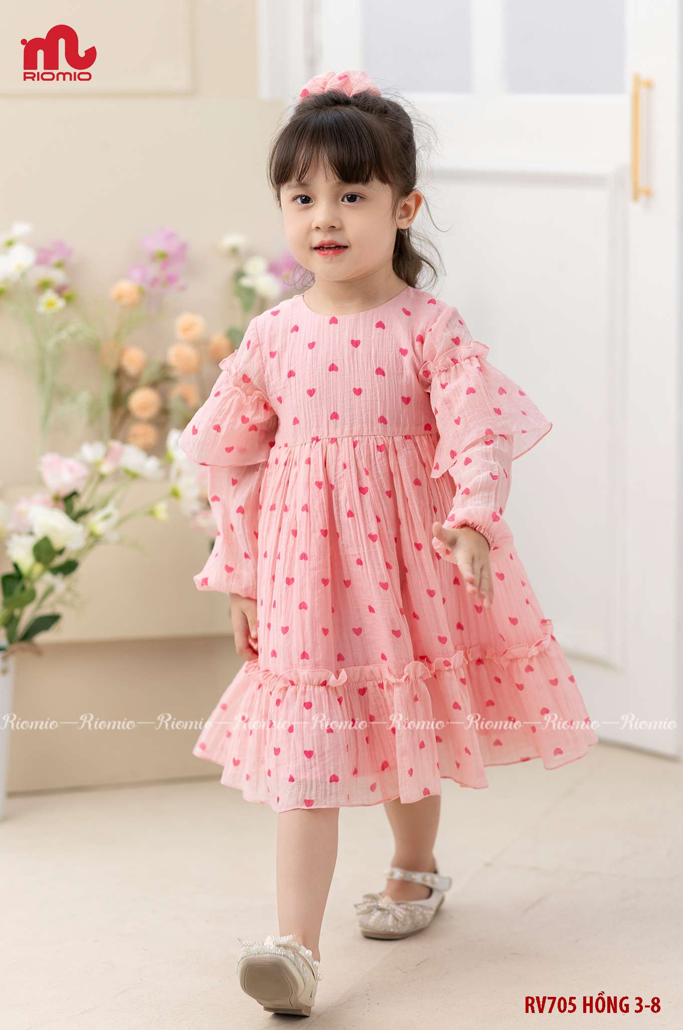 Váy công chúa vải tơ họa tiết tim nhún bèo bé gái size 6/7