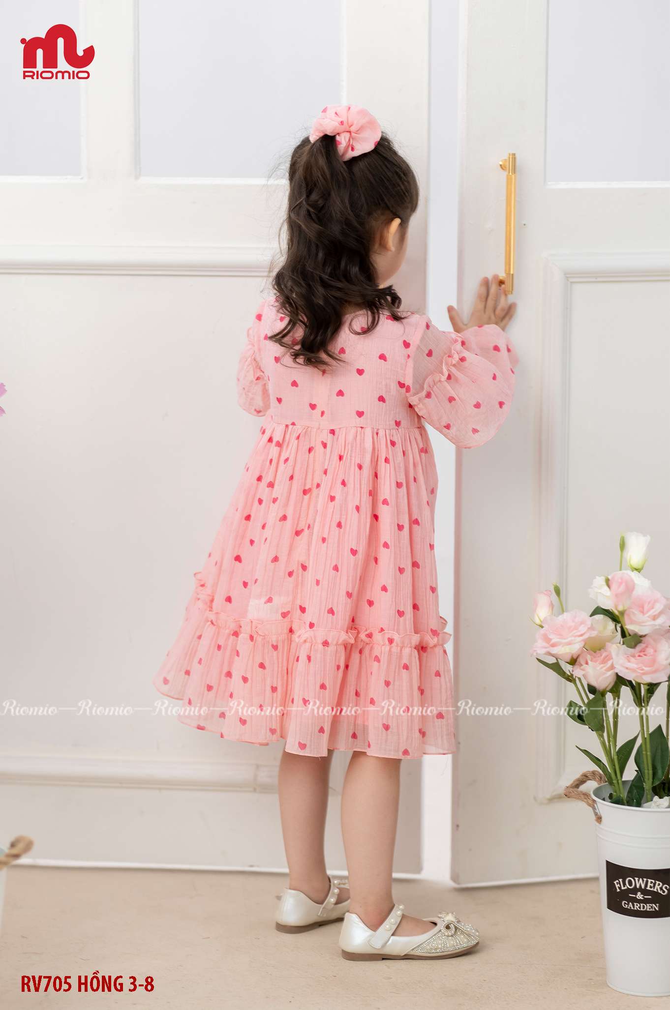 Váy công chúa vải tơ họa tiết tim nhún bèo bé gái size 6/7