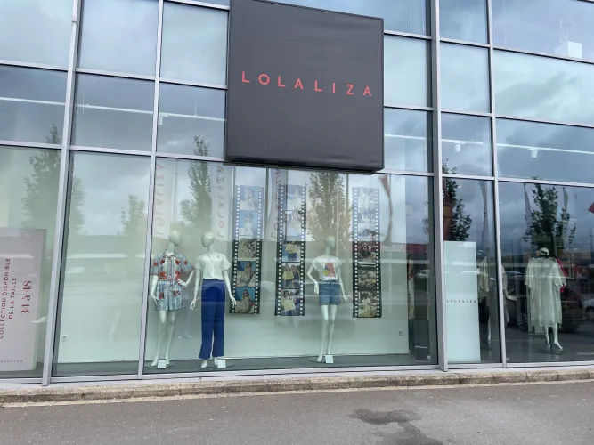 LolaLiza Foetz