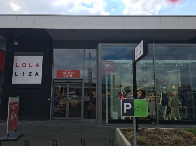 LolaLiza Leeuw-Saint-Pierre