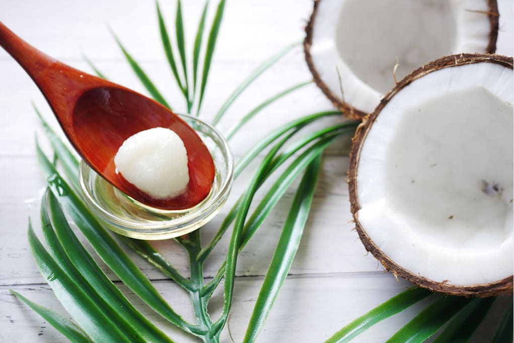 8 Skincare Benefits of Coconut Oil Proven in Science
