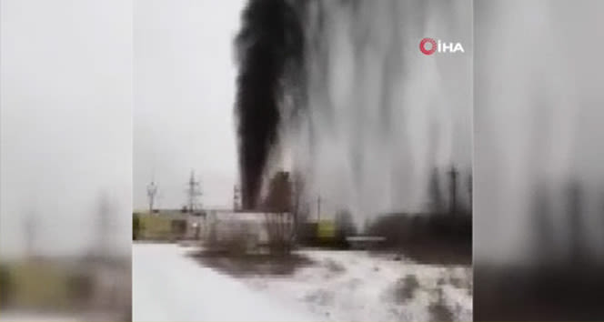 Rusya’da petrol boru hattı patladı