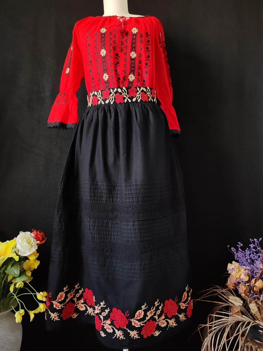 Fustă ”Flori de Pădure”