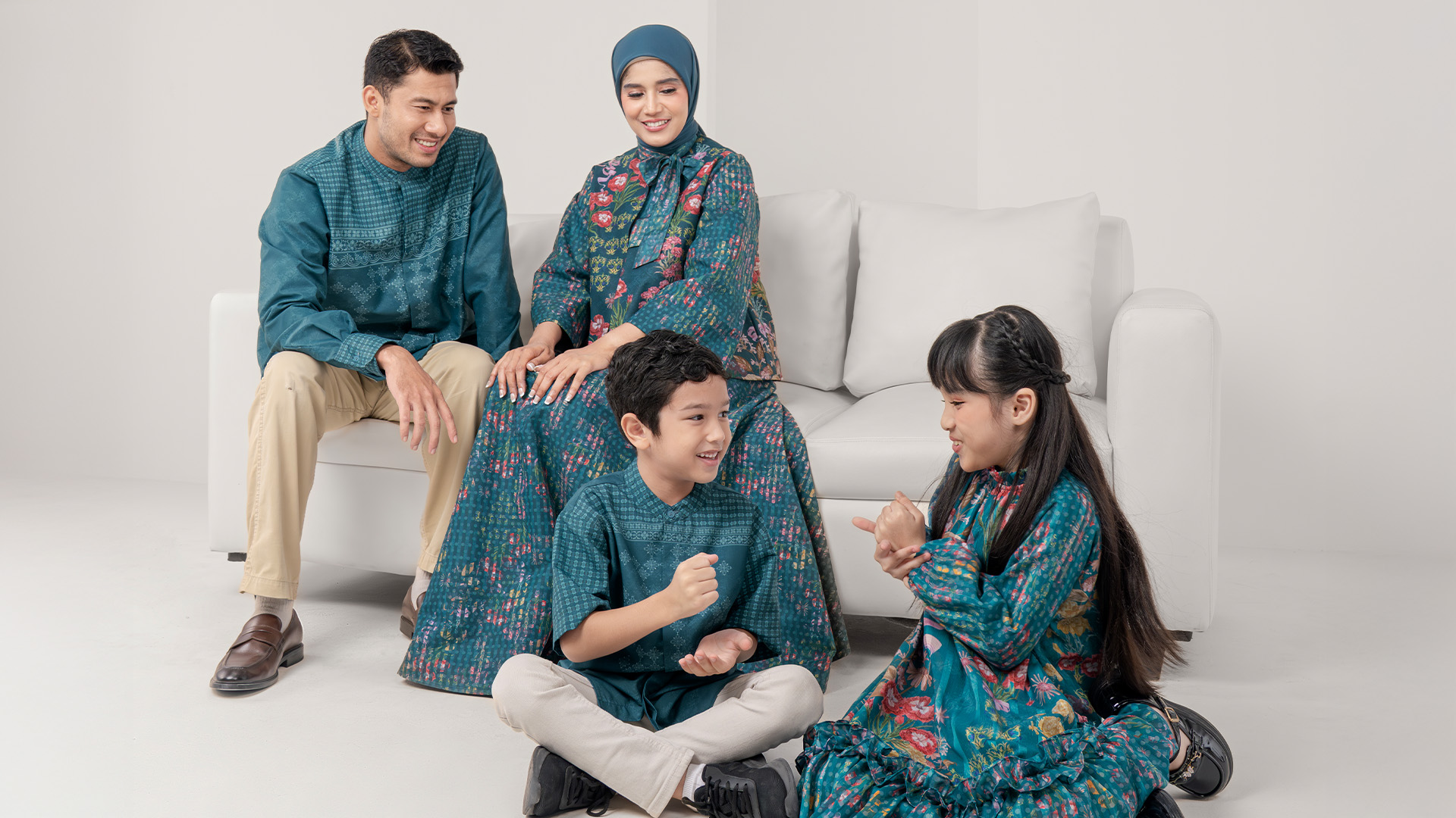 Tips Membuat Baju Sarimbit Keluarga untuk Kondangan dari Aliatex 