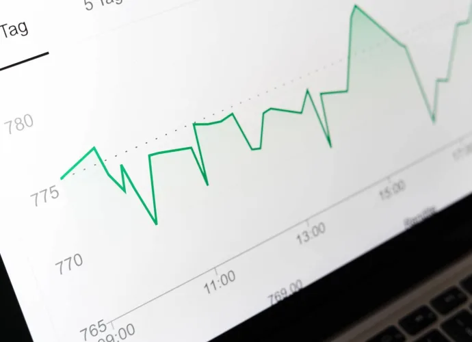 How I Replaced Google Analytics With a Private, Open-Source & Self-Hosted Alternative Image