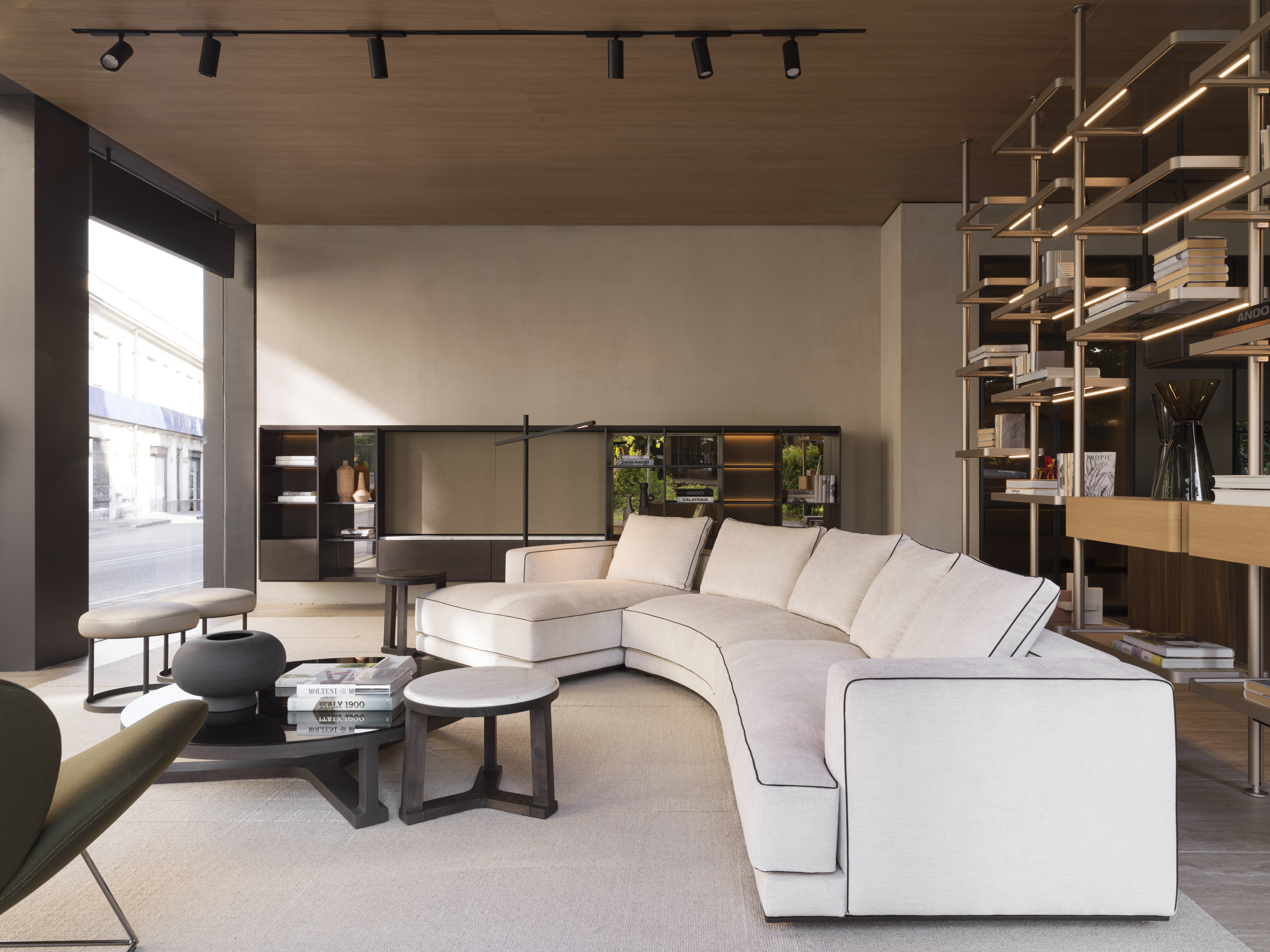Molteni&C | MONZA FLAGSHIP STORE | Molteni&C