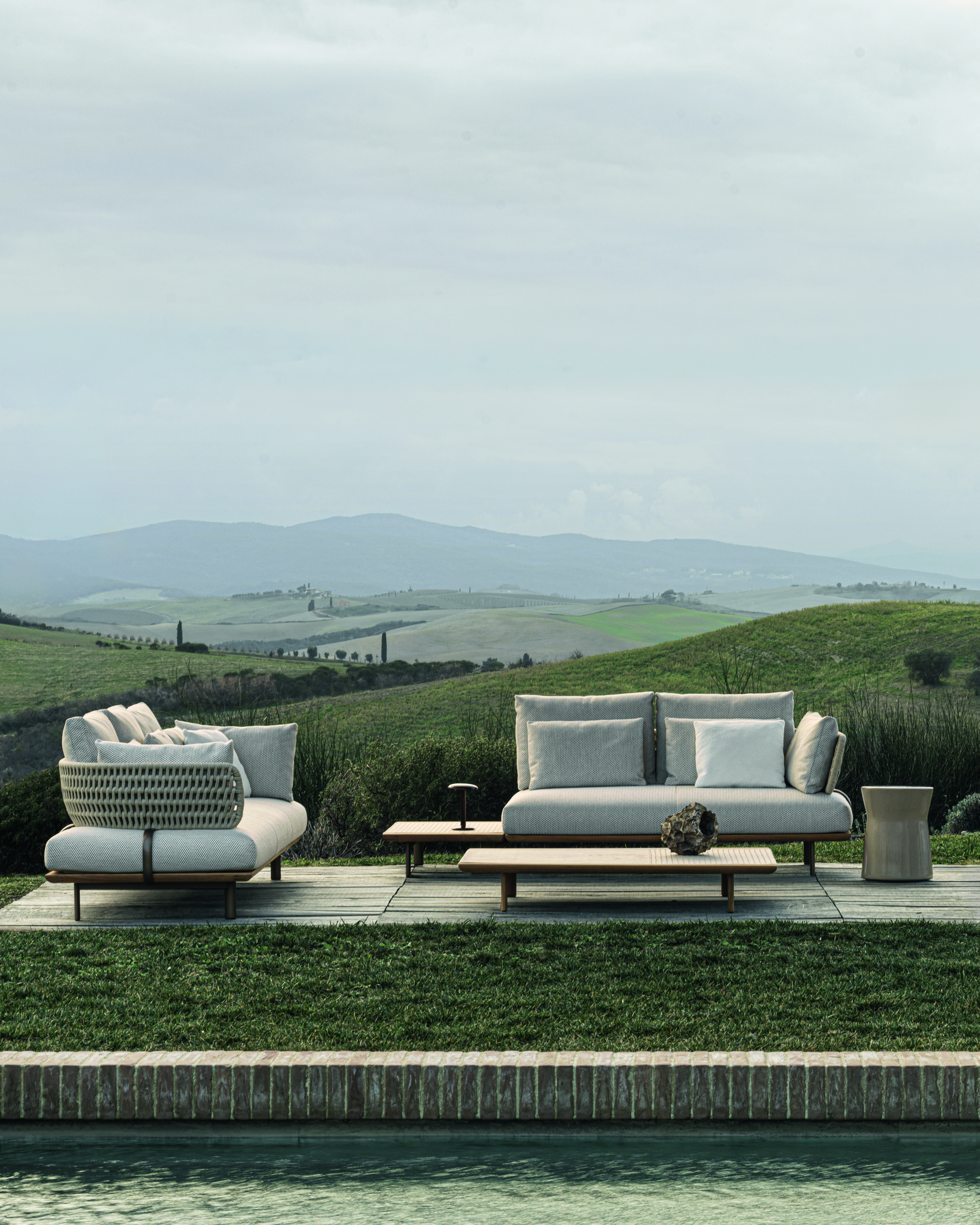 Molteni&C | Italian Design Furniture | Luxury Living