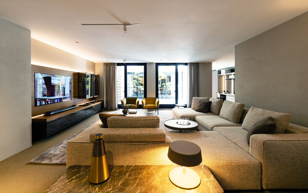 Molteni | FUKUOKA FLAGSHIP STORE | Molteni&C