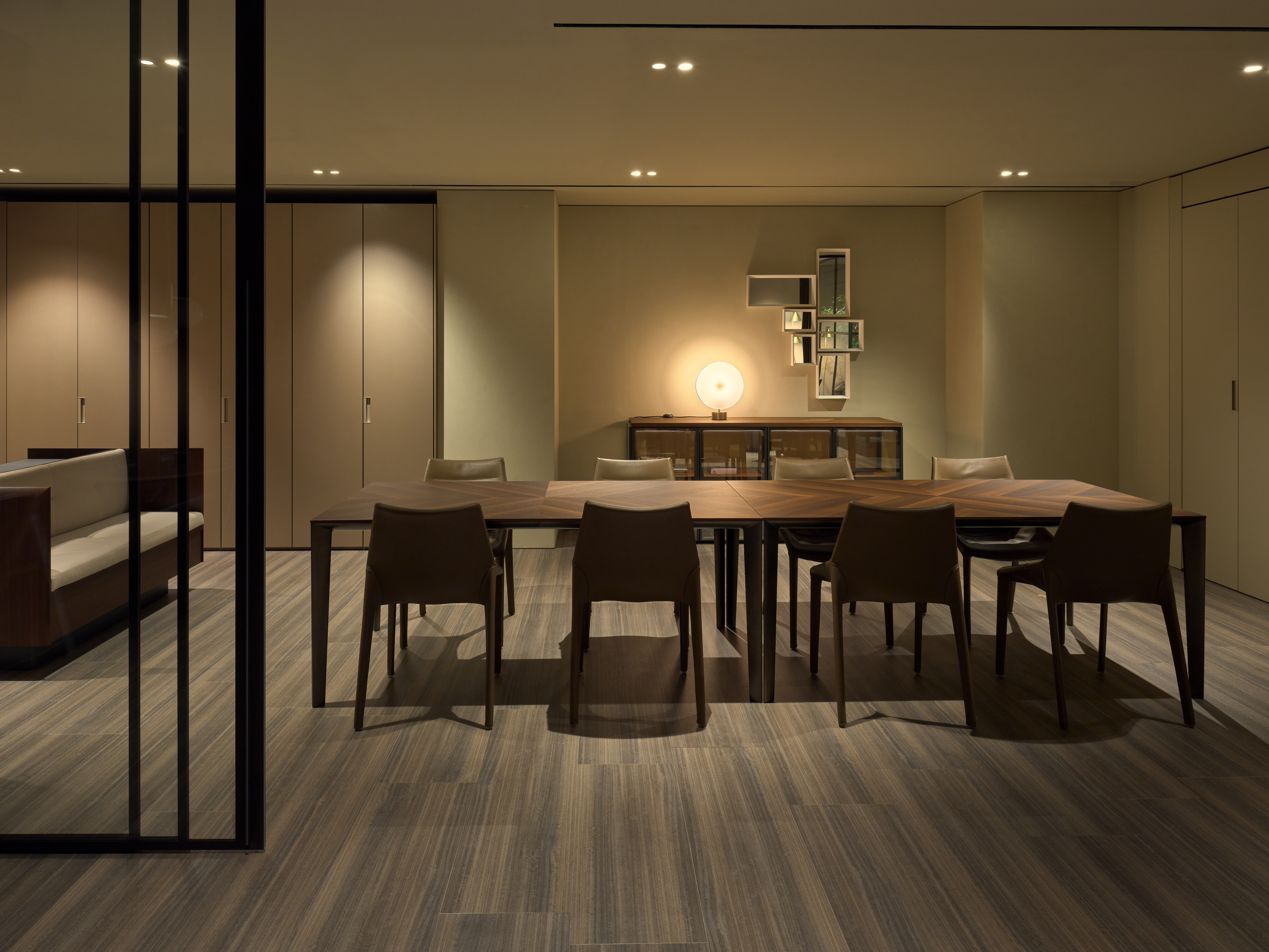 Molteni&C | OSAKA FLAGSHIP STORE | Molteni&C