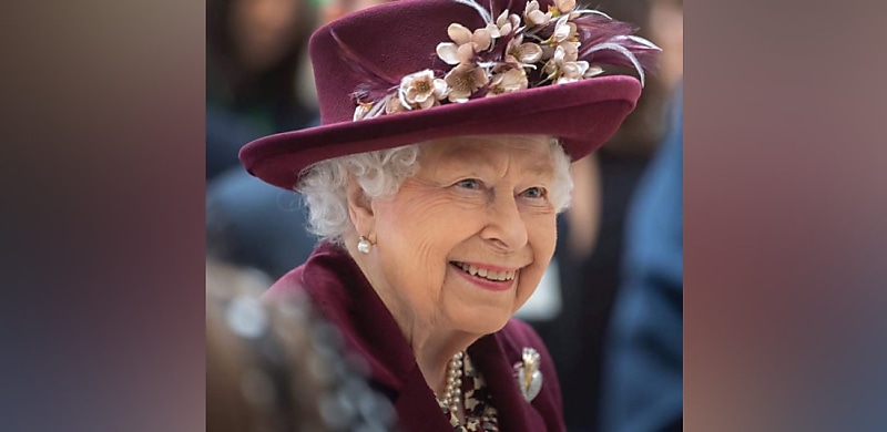 ‘A loss we all feel’: Tributes pour in for Queen Elizabeth II