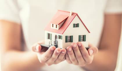 first house buying concept spi y3qnd9