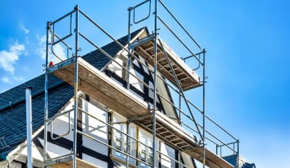 house with scaffolding spi cqrp9i