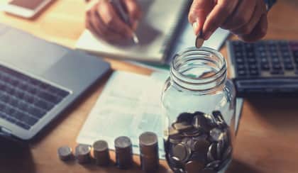 saving money concept spi ooyglg