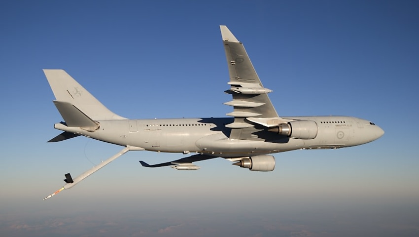 new contract signed for raaf multi role tanker transports