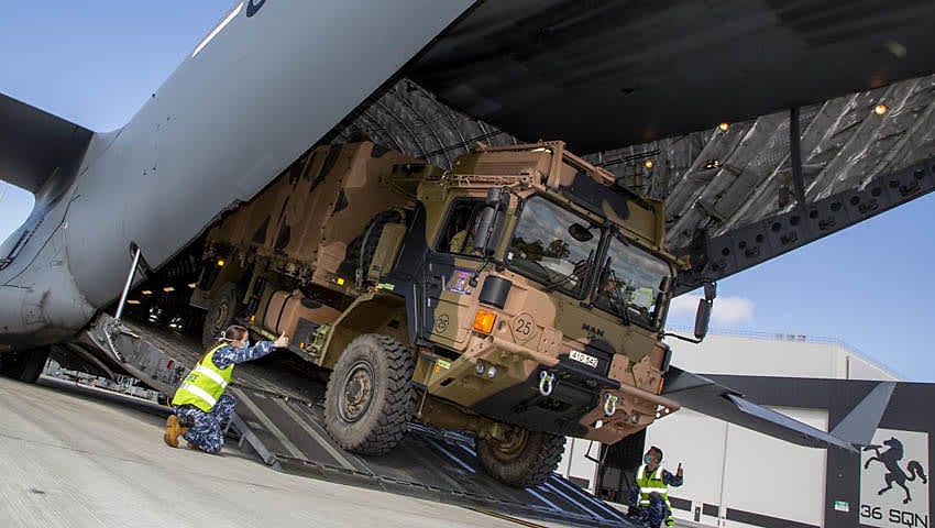 Army tests air lift capability