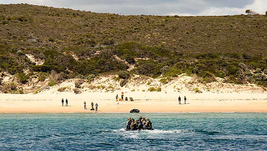 Amphibious expeditionary units providing a local A2/AD capability