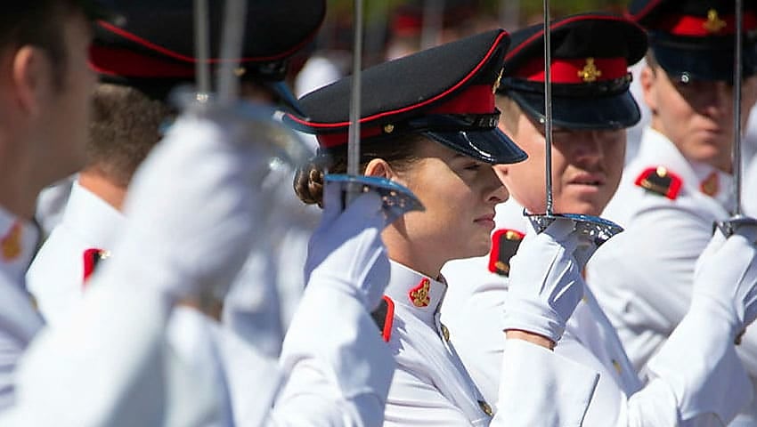 ADF welcomes new Army Officers  