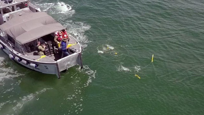 aquabotix swarmdiver us navy demonstration