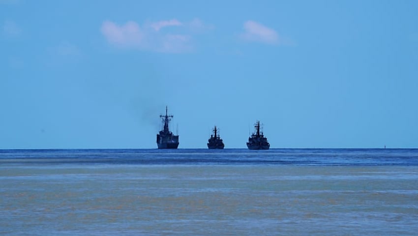 hma ships broome and bathurst  darwin