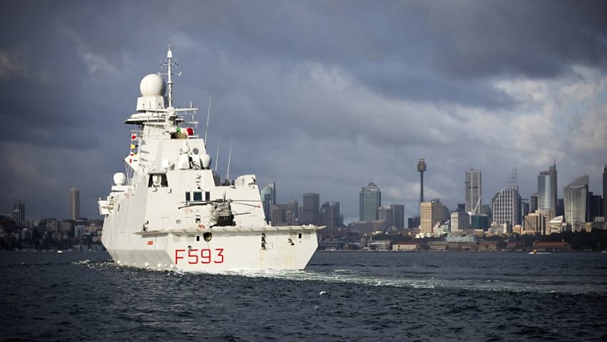 italian navy frigate carabiniere