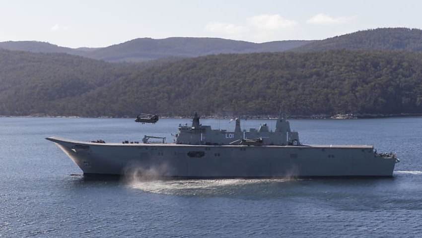Australia, Singapore combine for amphibious training
