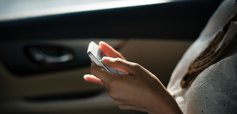 Australian victims of online dating scams lose almost $12k on average