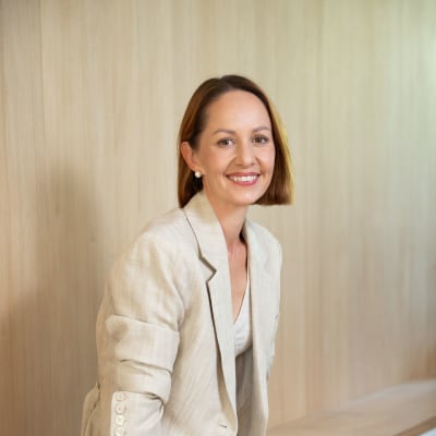 Sarah Barnett