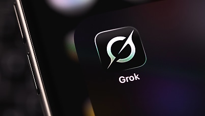Aussie activists call on app stores to remove Grok chatbot over nudify feature