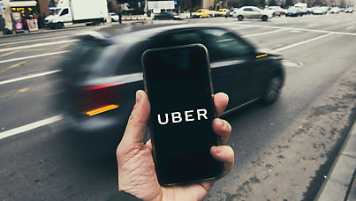 Uber accused of subscribing users without knowledge