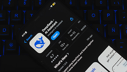 South Korea suspends DeepSeek downloads