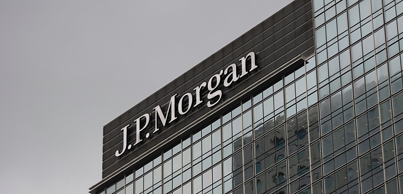 JPMorgan CEO says AI will disrupt banking more than even the internet did