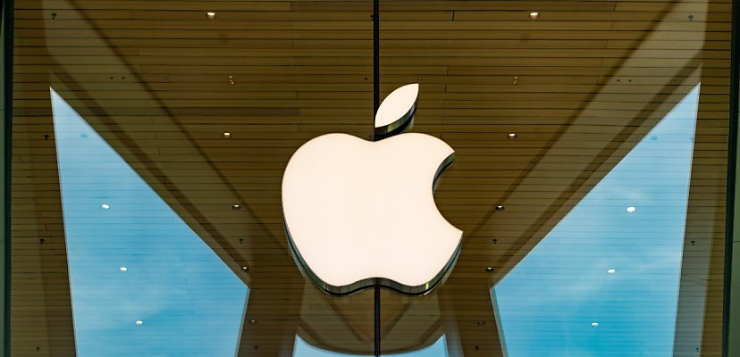 Apple’s UK backdoor legal battle should be made public, say US lawmakers