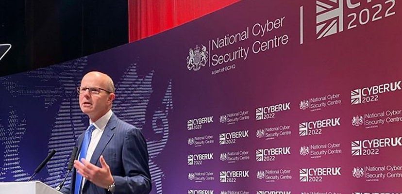 Putin losing information war in Ukraine, UK spy chief says