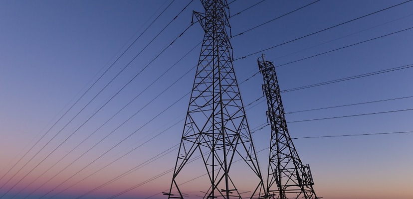 Hundreds of EnergyAustralia customers at risk following security breach