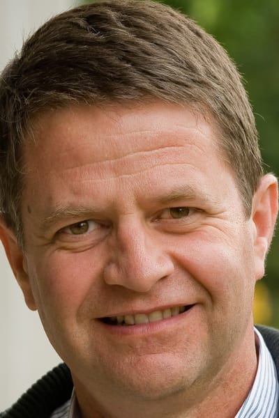 Neville Hurst