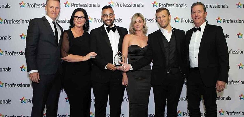 Katherine Gonzalez Cork 2nd left with Top Office winners Kingsley WA at International Conference Oct 1 1 1 mcuh9g