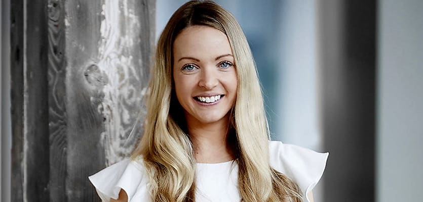 Dr Nicola Powell reb