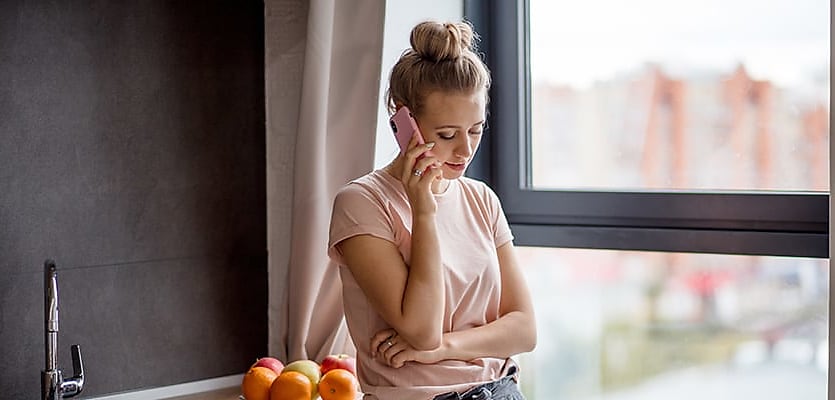 woman talking phone reb