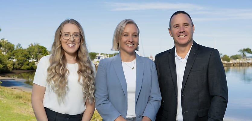 tegan hawkes lauren ford andrew ford reb xkg8uw