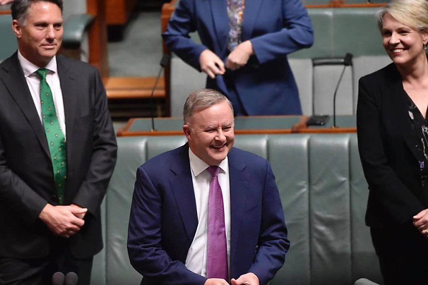 Labor S Weekend Penalty Rate Pledge Slammed As A Job Killer