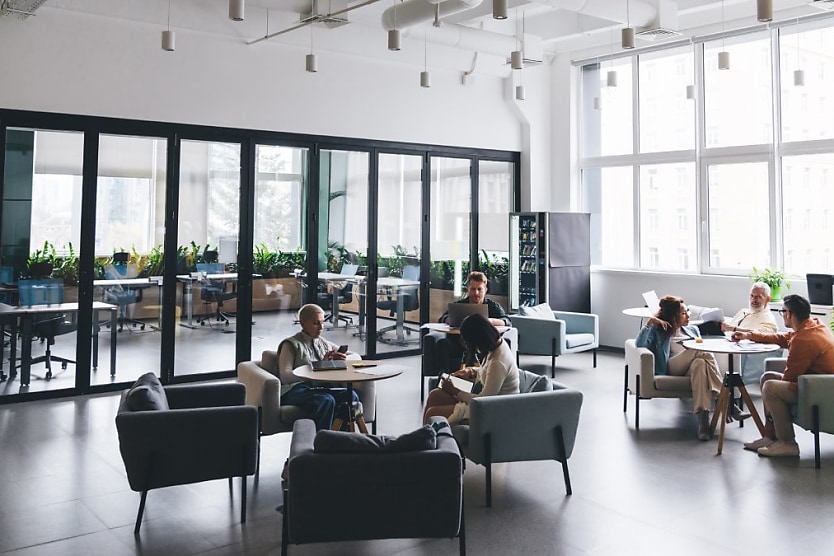 Hybrid Workforce Fuels Demand For Smart Office Spaces