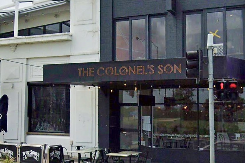 Melbourne Cafe Cops 28k Fine For Latte Payment