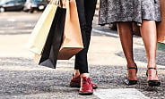retail shopping reb l6hy9g