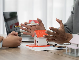 agent selling properties reb zpqfta