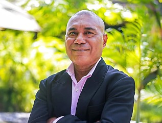 kelly cook one agency PNG reb zrskne