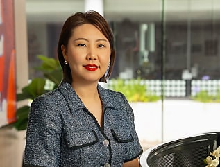 vivian zhang dijones reb wlgmnw